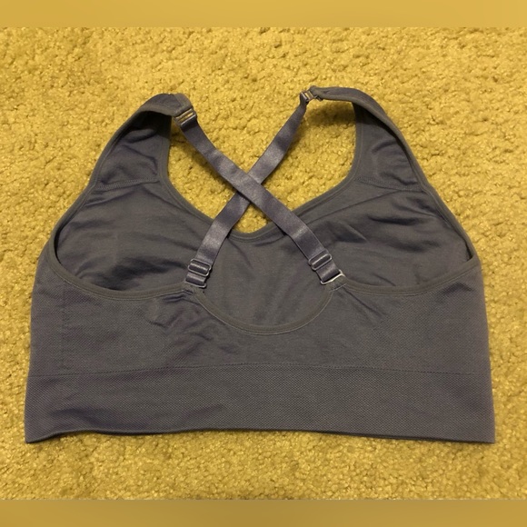 Puma Purple sports bra size L - Picture 2 of 4